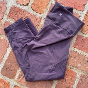Lululemon size 12 workout pants 3/4 length